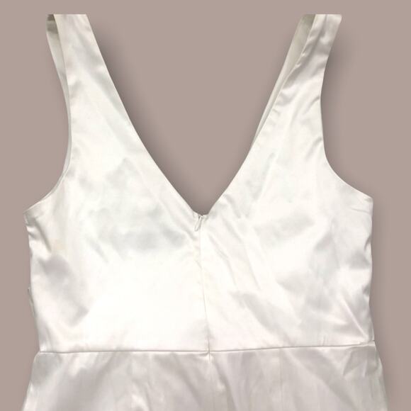 5 for $25 CLOSET CLEAROUT! City Triangles White Bow Front Tie Waist Dress Size 9 - Picture 4 of 9